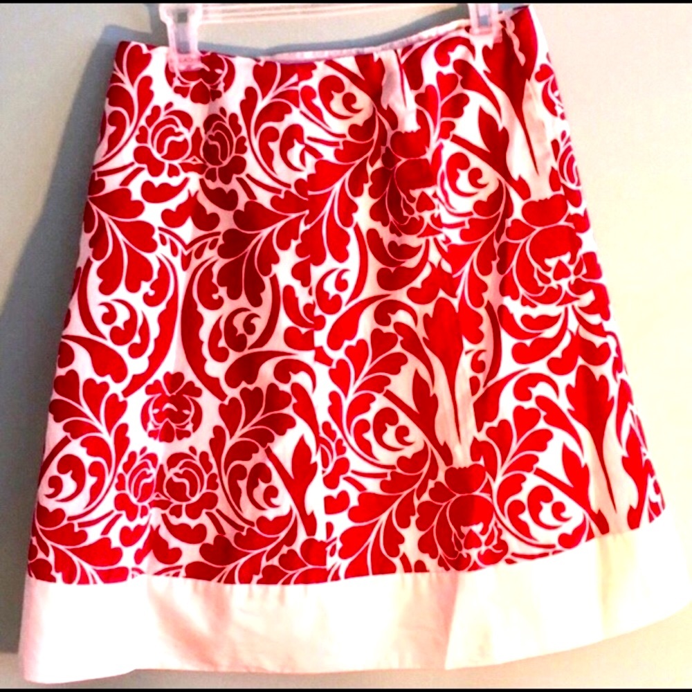 Host Pick❤️Ann Taylor Red, White Floral Paisley Skirt Size: 6P-Cotton,Silk Shell